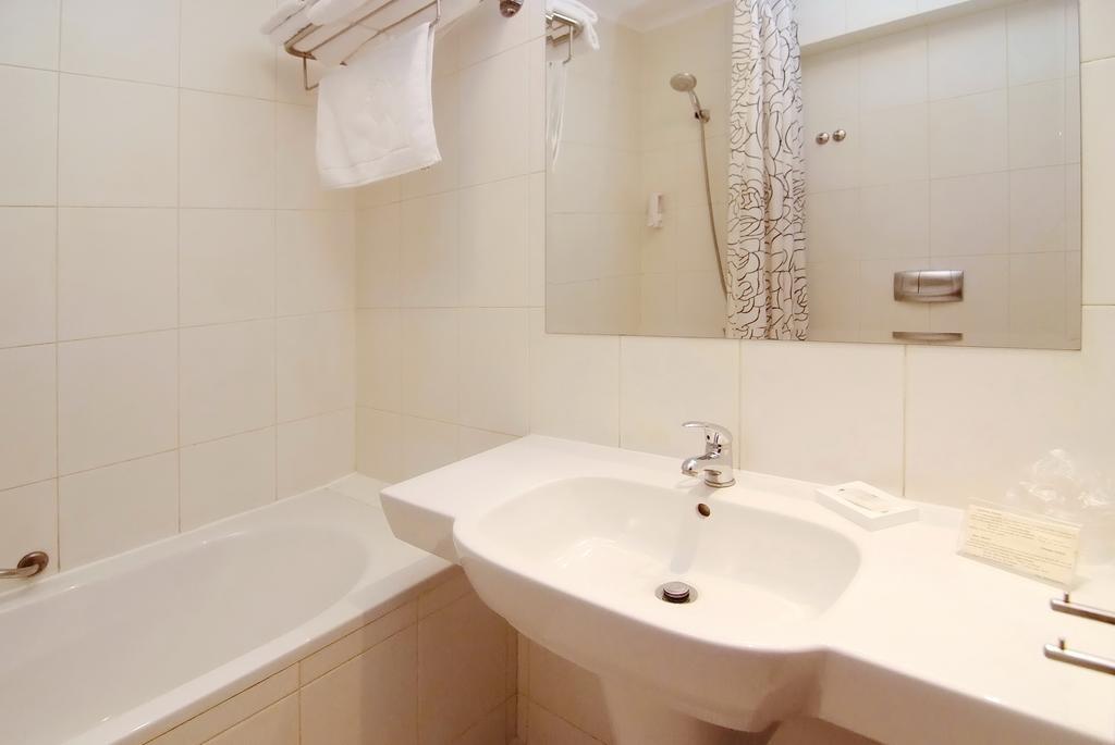 Hotel San Remo Згеж Стая снимка